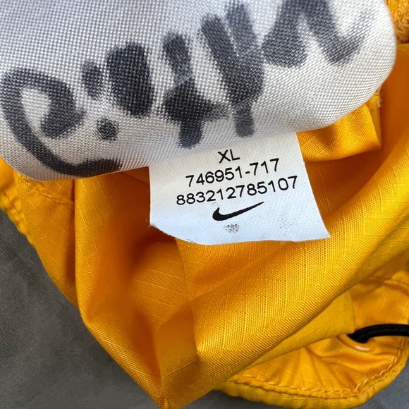 NIKE WVU Mountaineers Jacket Mens Size XL Yellow Half Zip Windbreaker College - Picture 7 of 16